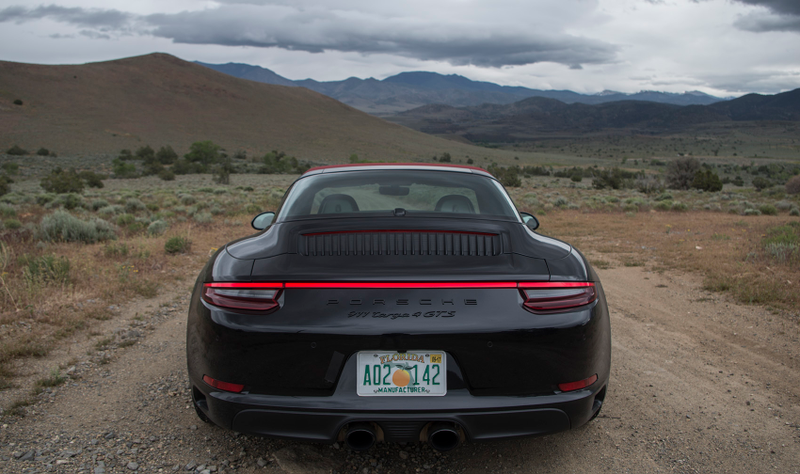 Illustration for article titled What The 2017 Porsche 911 GTS Is Missing Is Fun